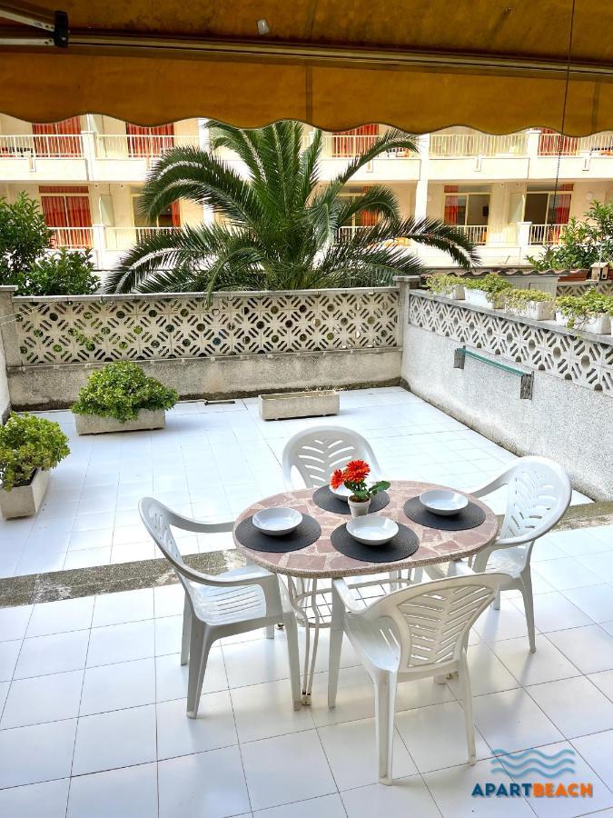 Apartbeach Atalaya Mar Junto Playa Salou Exterior foto